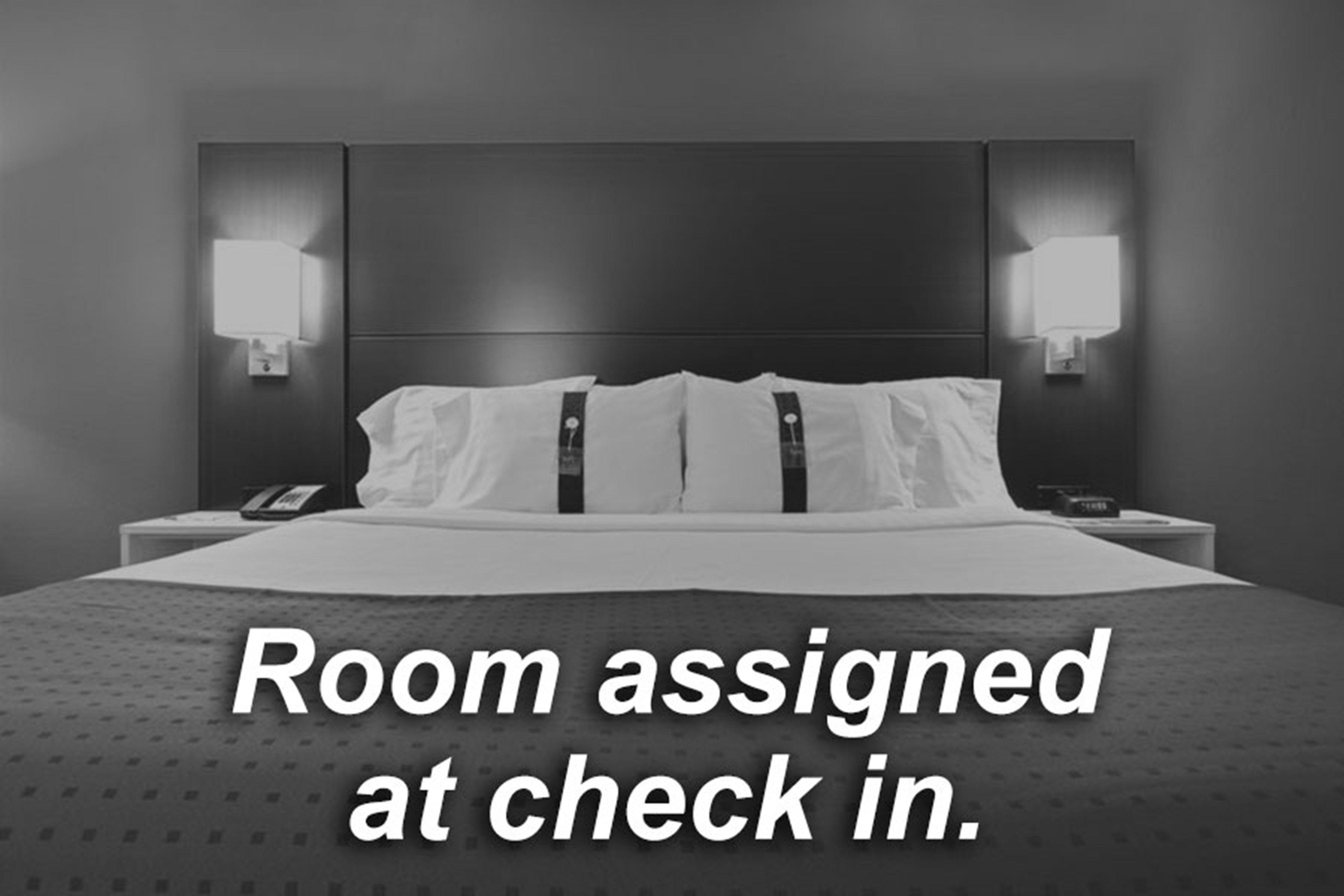 Holiday Inn Express & Suites Emporia Northwest By Ihg Екстериор снимка